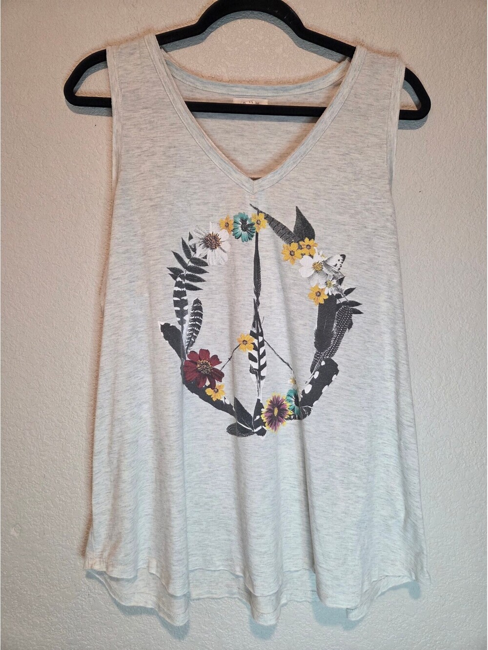 Maurices Women's XL Sleeveless Tank Top with Floral Peace Sign